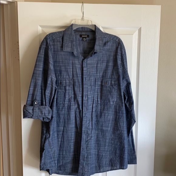 NWOT Blue button down - Picture 3 of 7